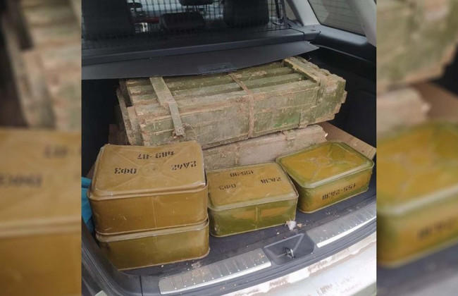 На Чернігівщині знайшли два сховки з покинутими російськими військами боєприпасами