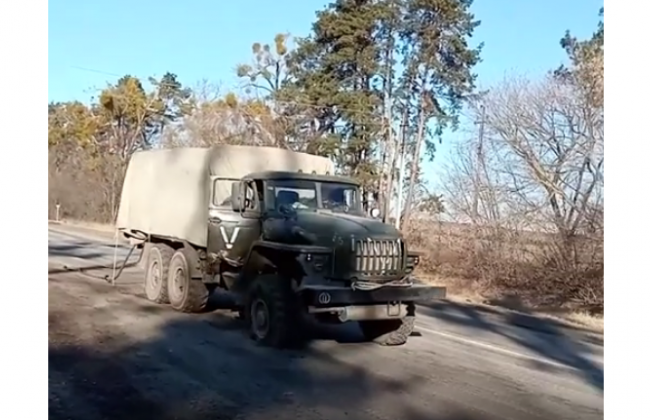 Местные жители в поселке Дымер угнали российский бензовоз из-под носа оккупантов