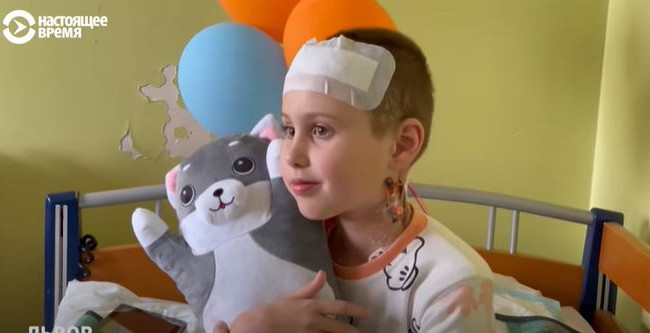 Осколок прошел через мозг и застрял в затылке: девочка из Николаева чудом выжила после тяжелого ранения