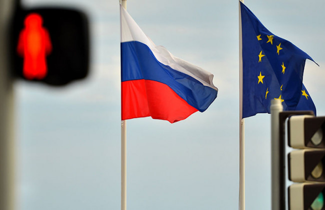 Евросоюз может разделить пакет санкций против РФ и отсрочить нефтяное эмбарго