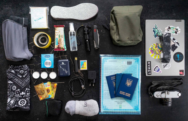 Тривожна валізка: правоохоронці озвучили список речей, які мають бути на екстрений випадок