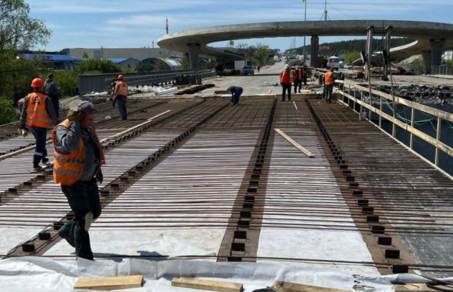 Стало відомо, коли відновлять рух вантажівок по Житомирській трасі