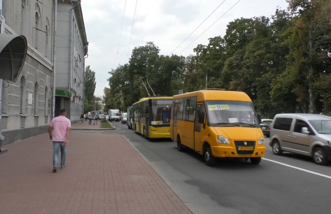 В Чернигове возобновляет работу городской транспорт
