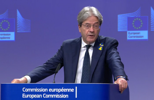 Евросоюз пока не завершил обсуждение вопроса по эмбарго на нефть из РФ, – Джентилони