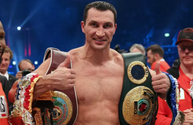 Владимир Кличко публично погрузит свой чемпионский пояс в ведро с кровью