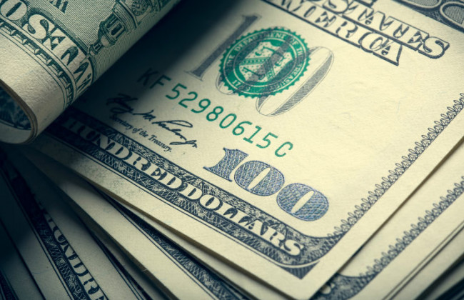 В США предложили изъять из обращения 100-долларовые купюры: в чем причина