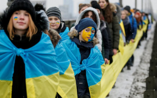 Молодь, яка захищає суверенітет і територіальну цілісність України, отримає право на премію – проект Постанови