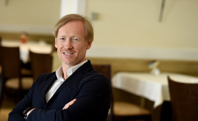 Зятем Путина оказался артист Зеленский, – расследование