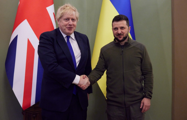 Великобритания передаст Украине военную помощь на 1,3 млрд фунтов стерлингов