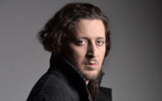 Грузинский певец Ото Немсадзе выпустил песню в поддержку Украины, видео