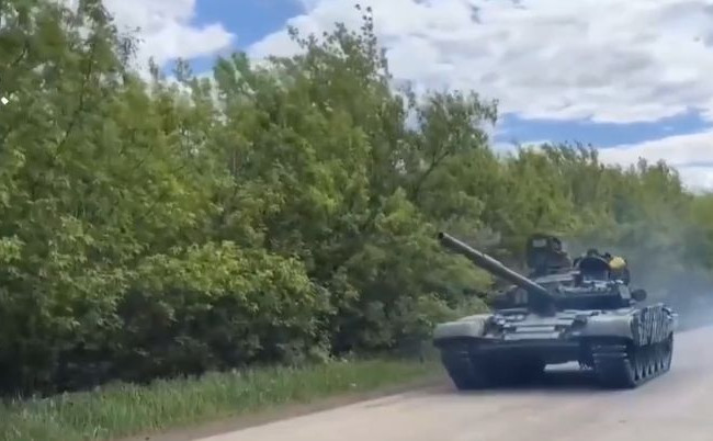 Польские танки отправились на передовую бить оккупантов