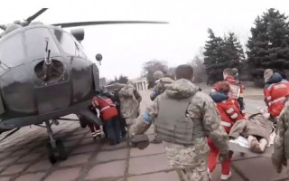 Попытка эвакуировать раненых: опубликовано видео из Мариуполя, сделанное в начале войны