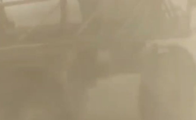 Нулевая видимость: мощный ураган заметили на западе Украины, видео