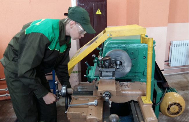 Рада планує пришвидшити отримання робітничої професії