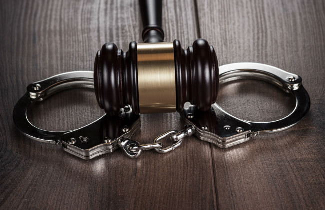 Раді пропонують дозволити на час війни тримати під вартою обвинуваченого до завершення строку давності за правопорушення