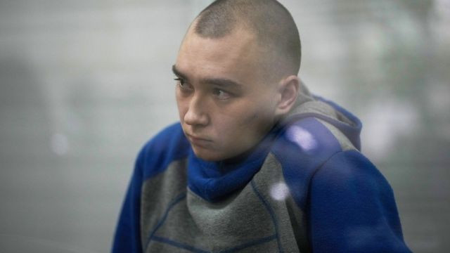 Суд приговорил российского военного Шишимарина к пожизненному заключению