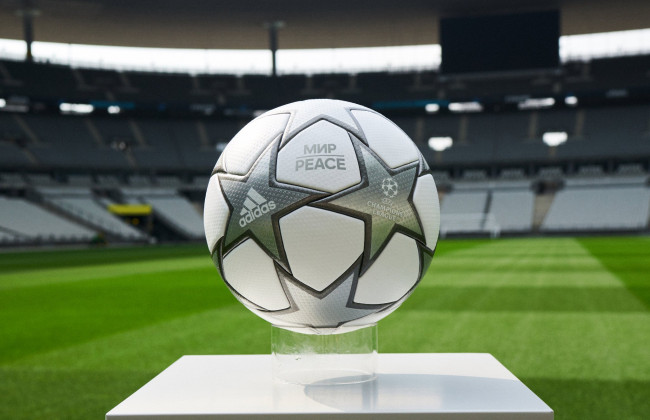 УЕФА презентовала официальный мяч финала Лиги чемпионов