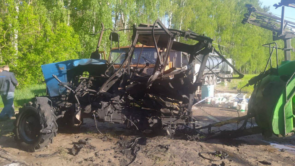 В Черниговской области на мине подорвался трактор