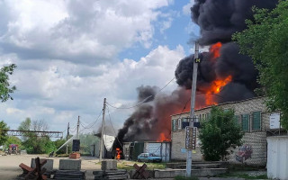 В Николаеве вспыхнул мощный пожар на АЗС: подробности, фото