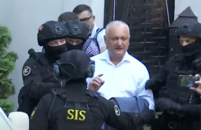 Как задержали экс-президента Молдовы Игоря Додона: появилось видео