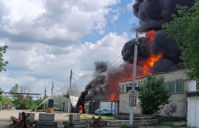 В Николаеве вспыхнул мощный пожар на АЗС: подробности, фото