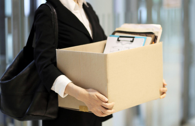 Як звільнити працівника у разі скорочення штату, якщо він захворів