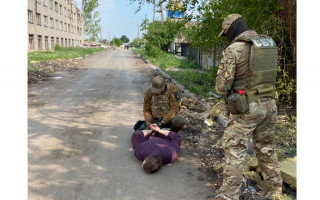 Ставив мітки про місця дислокації ЗСУ і Нацгвардії: у держзраді підозрюють мешканця Бахмута