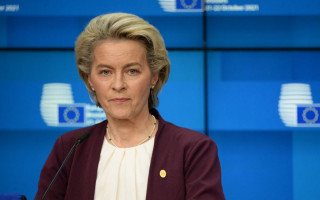 Глава Еврокомиссии назвала риски от эмбарго на нефть из России