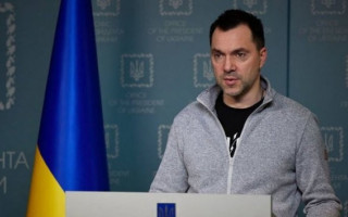 Войска РФ хотят устроить в Северодонецке  «второй Мариуполь», — Арестович