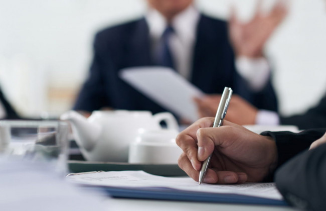 Зеленський розширив можливості для укладання колективних договорів та дочасного припинення їхньої дії