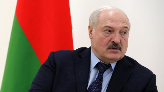 Лукашенко приказал создать оперативное командование ВС РБ на украинском направлении