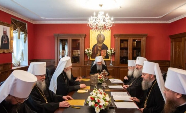 Собор УПЦ объявил о своей самостоятельности и осудил патриарха Кирилла