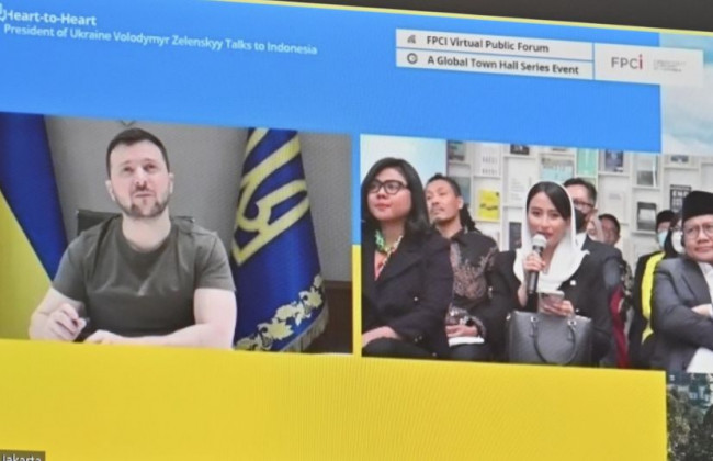 Маємо не допустити масштабного голоду, який провокує РФ, — Зеленський