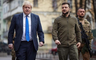 Зеленский снова поговорил с Джонсоном: что обсудили