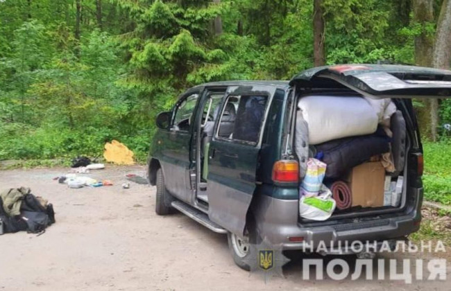 Во Львовской области мужчина взорвал гранату в авто с людьми, фото