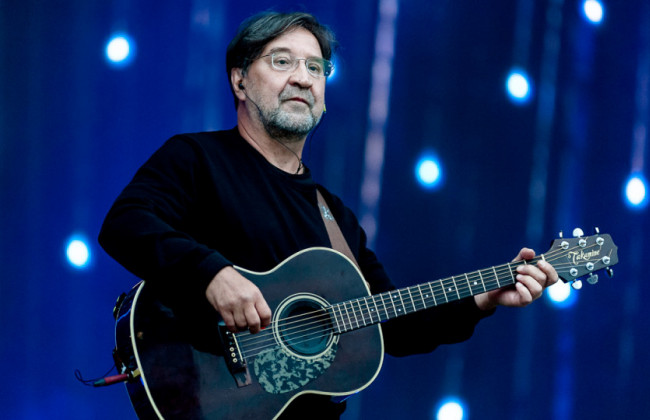 Лидер группы ДДТ Юрий Шевчук раскрыл детали допроса после концерта в Уфе, видео