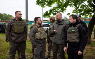 Зеленський відвідав Харків, який досі перебуває під обстрілами: відео