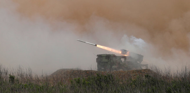 У Зеленского подтвердили: Украина получит РСЗО с дальностью действия 100+ км