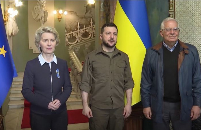 Лидеры ЕС не смогли договориться о запрете на поставку российской нефти на саммите, - Reuters