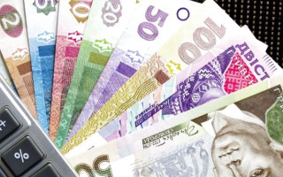 Пенсії в Україні з червня збільшать: кому пощастить