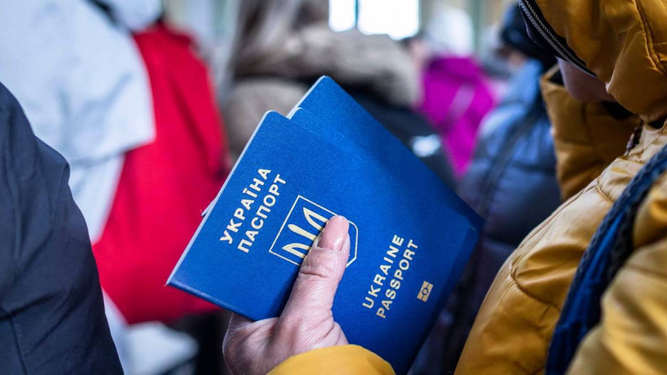 60% украинцев, которые покинули страну, уже вернулись домой, – МВД