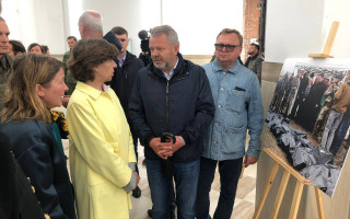 Глава МЗС Франції Катрін Колонна відвідала Бучу: фото