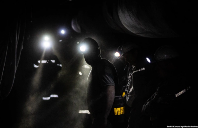 Из-под земли в Донецкой области достали сотню заблокированных шахтеров