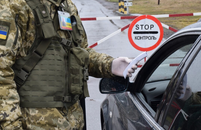 В Одессе поймали киевлянина, который за $9000 гарантировал призывникам выезд за границу