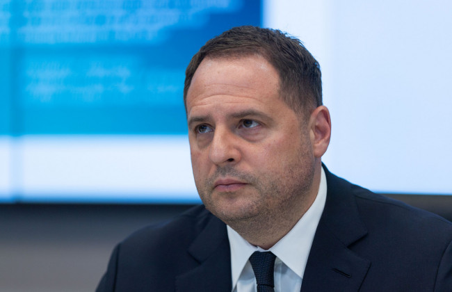 Андрей Ермак: Украине дадут реактивные системы залпового огня, но меньшей дальности