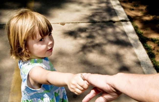 На портале Дія появится опция относительно усыновления ребенка