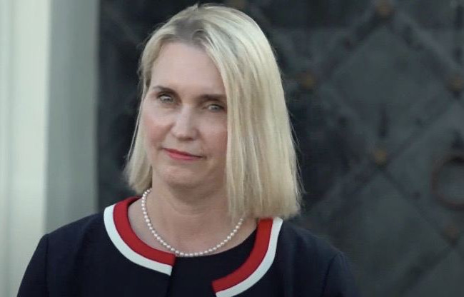 Посол США Бриджит Бринк назвала основные направления своей работы: контроль за предоставляемой Украине помощью