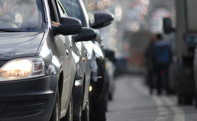 Растаможить авто можно будет через «Дію» – Шмыгаль