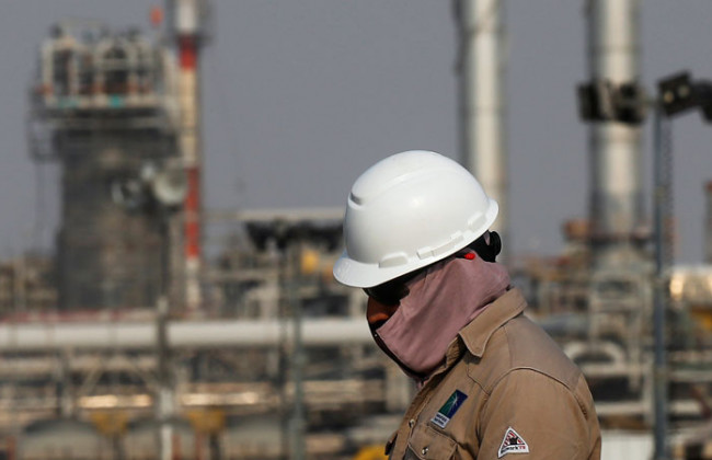 Саудовская Аравия согласилась увеличить добычу нефти, если она упадет в РФ, — Financial Times