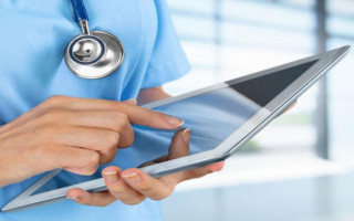 Приблизно 426 грн/день: в Україні зріс розмір допомоги за один день лікарняного